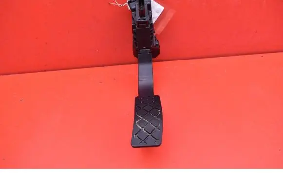 Audi e-tron Accelerator throttle pedal 4KL723523
