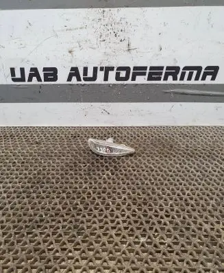 Hyundai i30 Front fender indicator light 923041R0