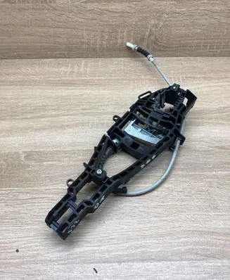 BMW 1 F20 F21 Front door exterior handle/bracket 7242575 366