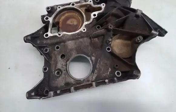 Mercedes-Benz E W211 Timing chain cover R6110151302