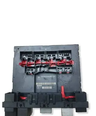 Volkswagen Golf V Comfort/convenience module H30S0704 1K0937049S F005V00496