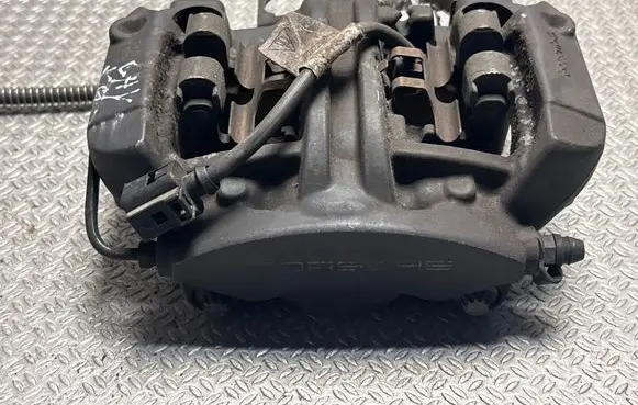 Porsche Cayenne (9Y0 9Y3) Rear brake caliper 9Y0615403BC 20C84533