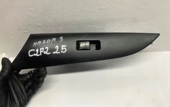 Mazda 3 I Electric window control switch