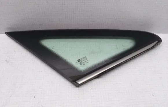 Opel Zafira B Front triangle window/glass 43R007951 13123923
