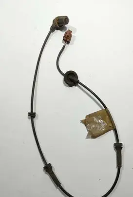 Nissan X-Trail T30 ABS brake wheel speed sensor 13701703 1370 1703