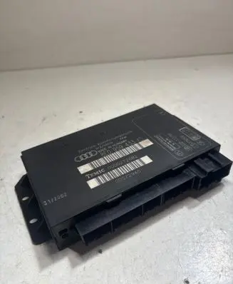 Audi A4 S4 B6 8E 8H Comfort/convenience module 8E0959433AS 00002726B2