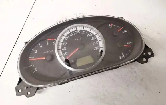 Mazda 5 Speedometer (instrument cluster) c23555430 cc79d