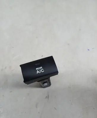 Hyundai Santa Fe Air conditioning (A/C) switch 202002962
