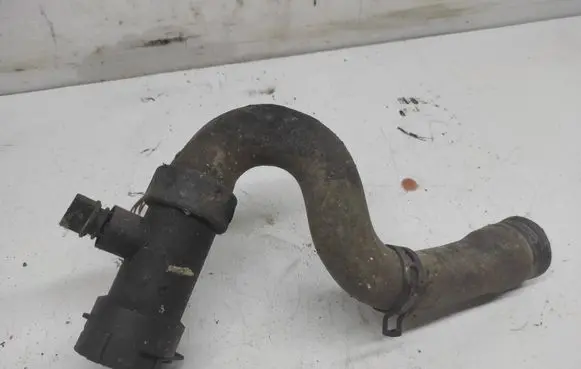 Audi A6 S6 C5 4B Water drain line hose 