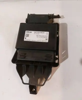 Audi A7 S7 4G Voltage converter/converter module 8K0959663B 8K0959663 111004108