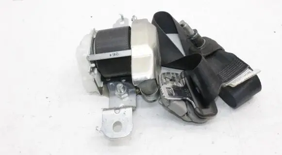 Nissan Pathfinder R51 Front seatbelt 7P1350P