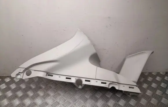 Subaru XV II (D)pillar trim (top) 94015FL110