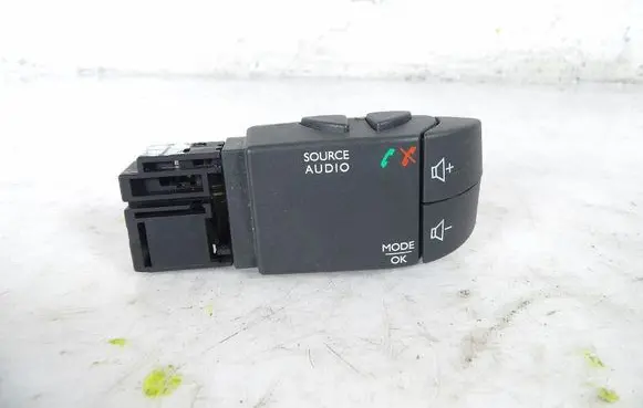 Renault Captur Other switches/knobs/shifts 344422023GB