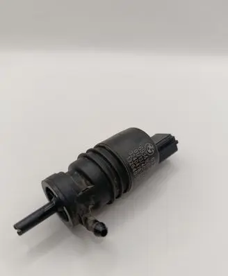 BMW 5 F10 F11 Windshield washer fluid reservoir/tank 13264011 6934160 3240479