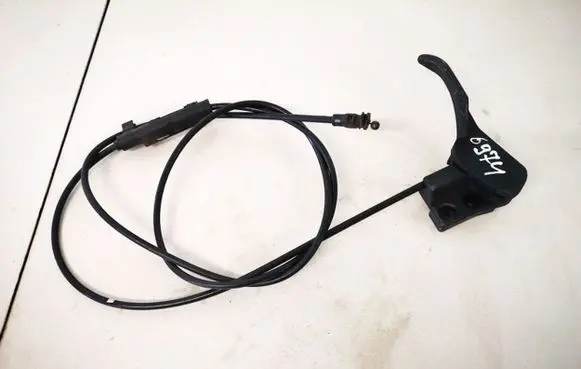Volkswagen PASSAT B5 Engine bonnet (hood) release handle