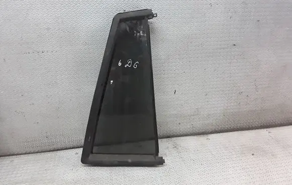 Rear vent window glass