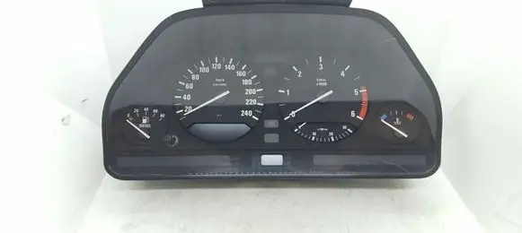BMW 5 E34 Speedometer (instrument cluster) 8361120