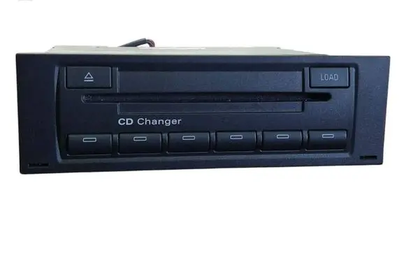 Audi A3 S3 8P CD/DVD changer 8E0035111D CXCA1492GC