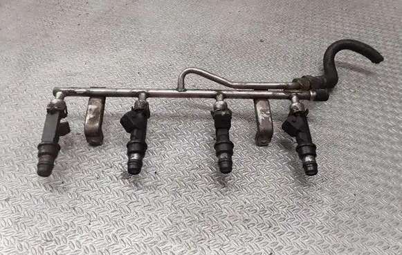 Opel Astra G Fuel injectors set 25313846