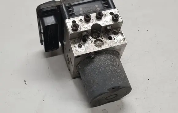 Mercedes-Benz CLS C219 ABS Pump A2114311312 0265250205