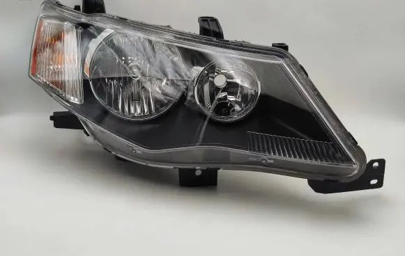 Mitsubishi Outlander Headlight/headlamp