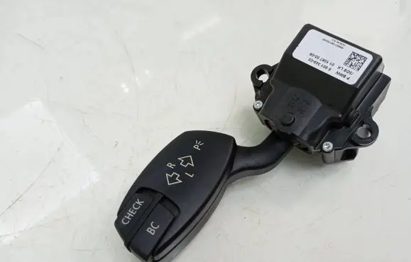 BMW 5 E60 E61 Indicator stalk 6951349 0110675006 6951349-03