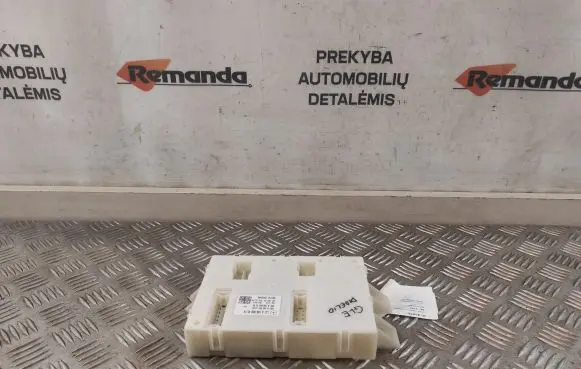Mercedes-Benz GLE (W166 - C292) SAM control unit A1669004519