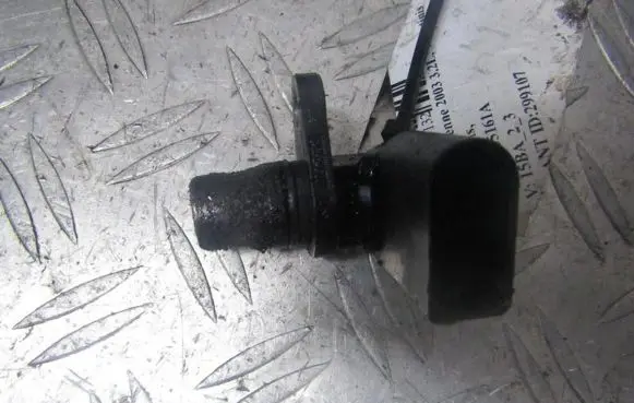 Camshaft position sensor