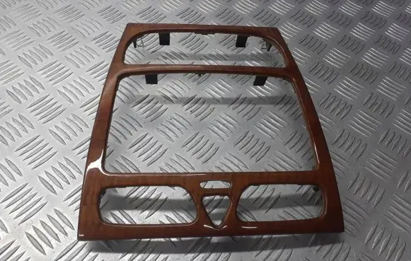 Mercedes-Benz C W203 Radio/GPS head unit trim A2026802539