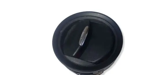 Ford Fiesta Dash center air vent grill W11305