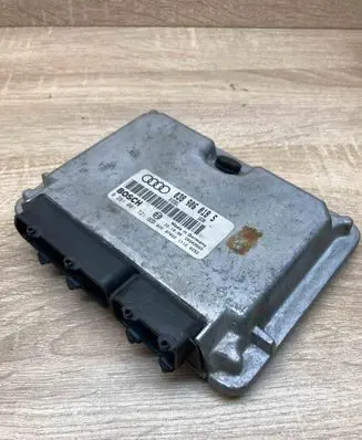 Audi A4 S4 B5 8D Engine control unit/module ECU 038906018S 0281001721