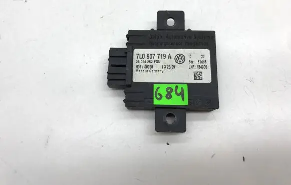 Volkswagen Touareg II Alarm control unit/module 7L0907719A 28024252