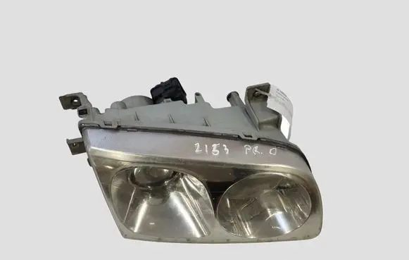 Hyundai Trajet Headlight/headlamp 921023AXXX
