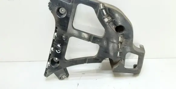 BMW X5 E70 Bumper support mounting bracket corner 