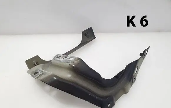 Volkswagen Tiguan Fender mounting bracket 5NA821135 0S171