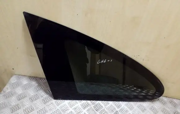 Honda CR-V Rear side window