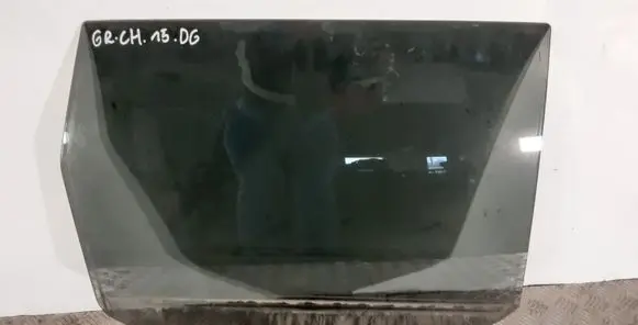 Jeep Grand Cherokee Rear door window glass