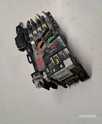 Peugeot 3008 I Fuse module 9666527580 28236841