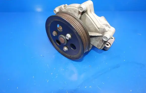 Hyundai Santa Fe Water pump 