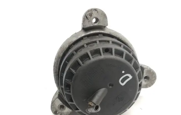 BMW 5 F10 F11 Engine mount bracket 6780264