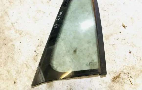 Citroen XM Rear vent window glass 