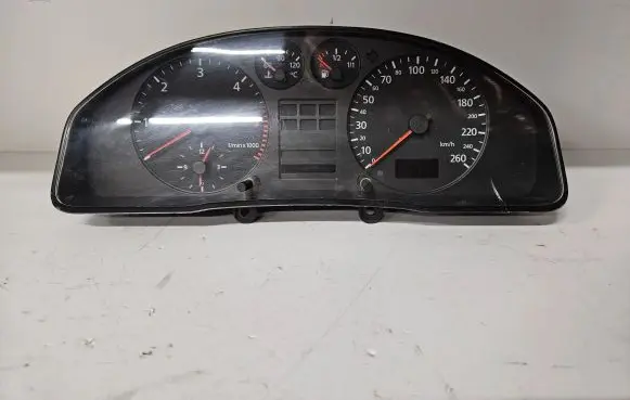 Audi A4 S4 B5 8D Speedometer (instrument cluster) 8D0919861AX 110208884001