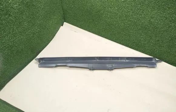Opel Movano B Radiator trim 214760020R