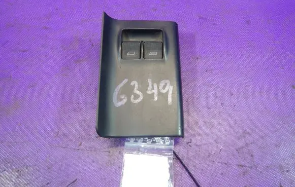 Audi A4 S4 B5 8D Quarter vent window switch 
