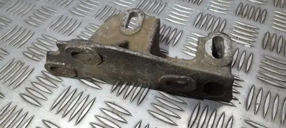 Seat Alhambra (Mk1) Engine mounting bracket 7M0199600C 95VW6030AC