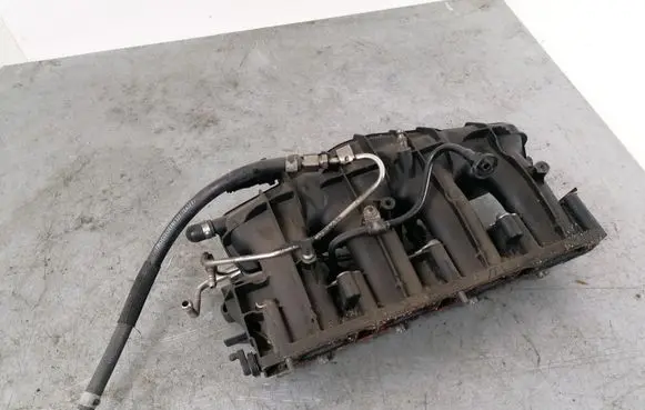 Audi A4 S4 B7 8E 8H Intake manifold 06D133185T