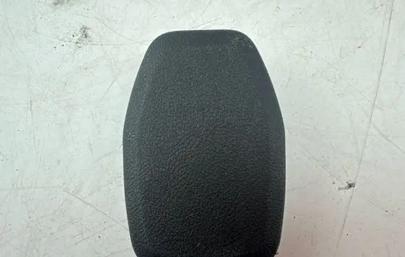 BMW 3 G20 G21 Seat belt trim 7415085