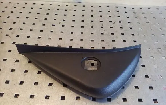 Chevrolet Orlando Dashboard side end trim