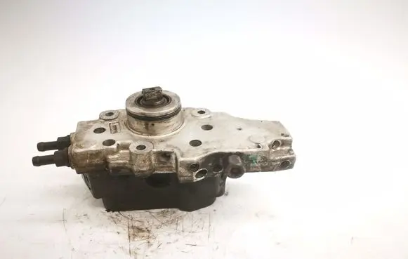 Mercedes-Benz C W203 Fuel injection high pressure pump A6460700101