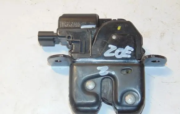 Renault Zoe Tailgate/trunk/boot lock/catch/latch 846300003R